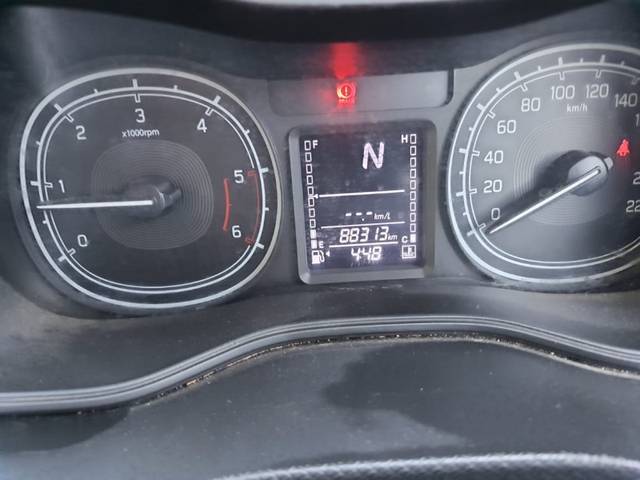 https://images10.gaadi.com/usedgaadi-sellcar/UsedCar/e5017598a/ed98dfaf-19db-44fd-9974-3abc0b3c4155.jpeg?imwidth=6401