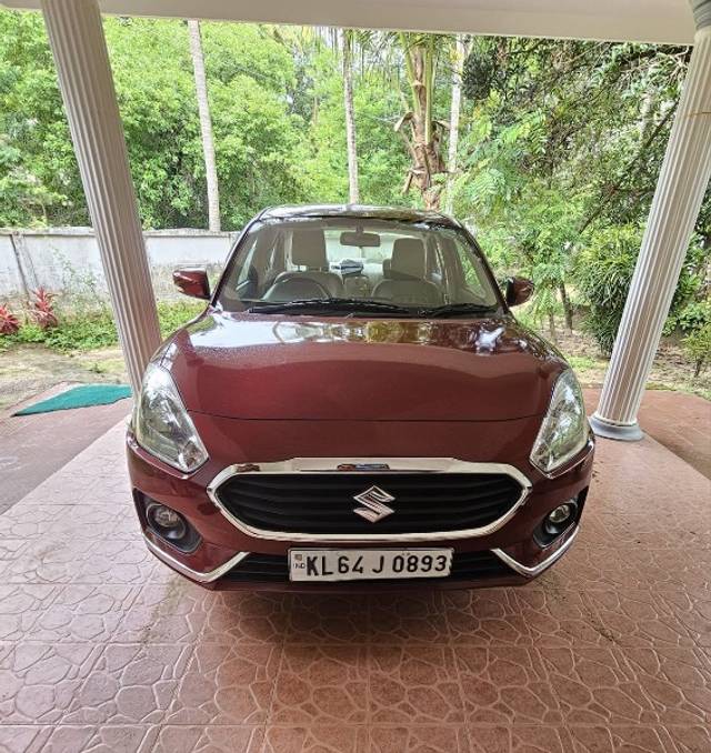 https://images10.gaadi.com/usedgaadi-sellcar/UsedCar/e50196caa/367653c8-8523-408c-90d3-17703d07ffd6.jpeg?imwidth=6400