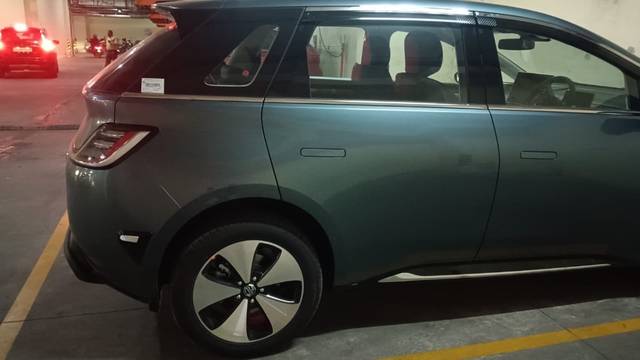 https://images10.gaadi.com/usedgaadi-sellcar/UsedCar/e5027968a/36ff44b5-ccd4-441e-b31d-e6df6c66aac2.jpeg?imwidth=6402