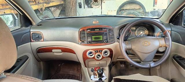 https://images10.gaadi.com/usedgaadi-sellcar/UsedCar/e5028638a/f0a12cc7-86ae-4be5-80a4-818d358a19f6.jpg?imwidth=6402