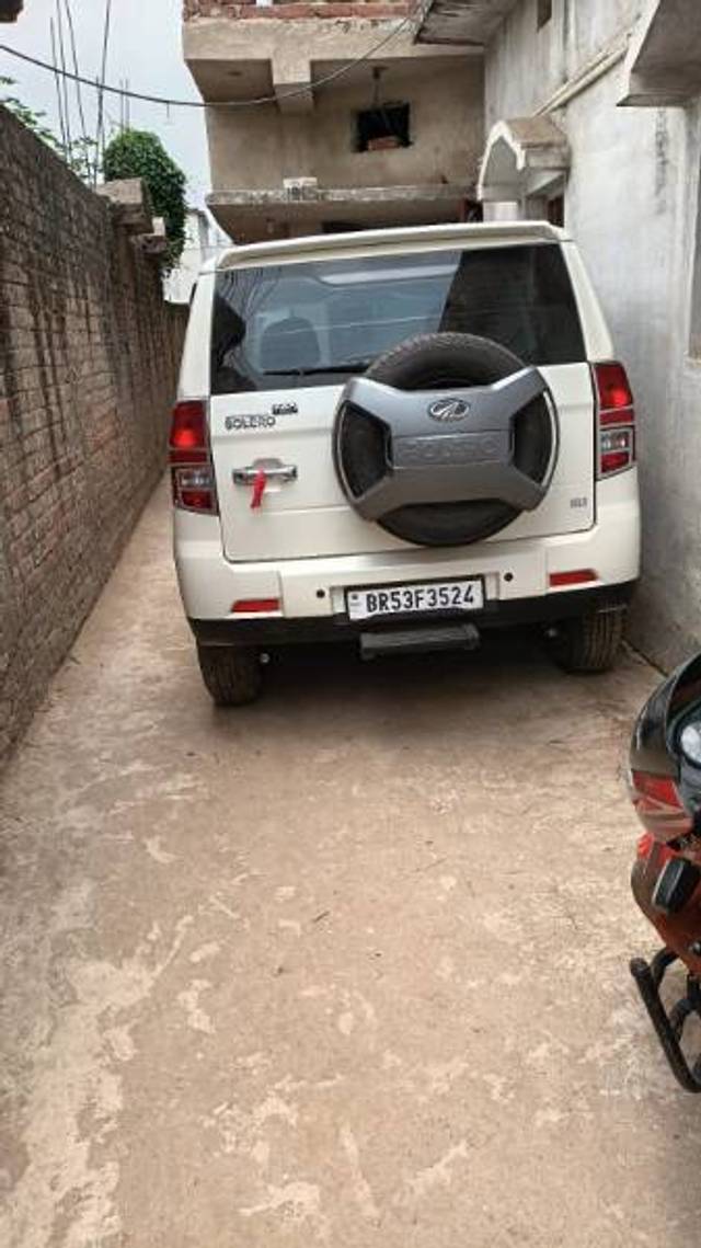 https://images10.gaadi.com/usedgaadi-sellcar/UsedCar/e50288b7a/fa3fc659-a439-4784-9f35-17dfb7837a09.jpg?imwidth=6401