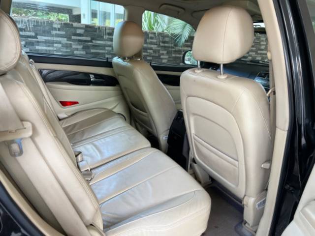 https://images10.gaadi.com/usedgaadi-sellcar/UsedCar/e5035ca0-d683-4c27-b1ae-75282e0aed12/c30e0b71-5d4e-4276-90b7-a23f54b1869a.jpeg?imwidth=6402