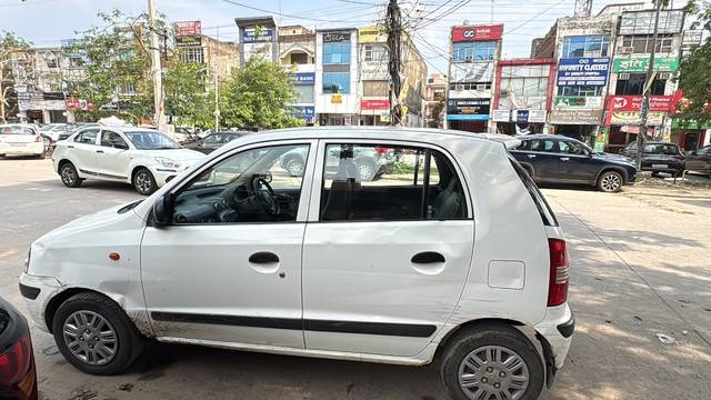 https://images10.gaadi.com/usedgaadi-sellcar/UsedCar/e503a234a/de9068b3-4bd6-46db-8b6c-c7e65502736e.jpeg?imwidth=6401