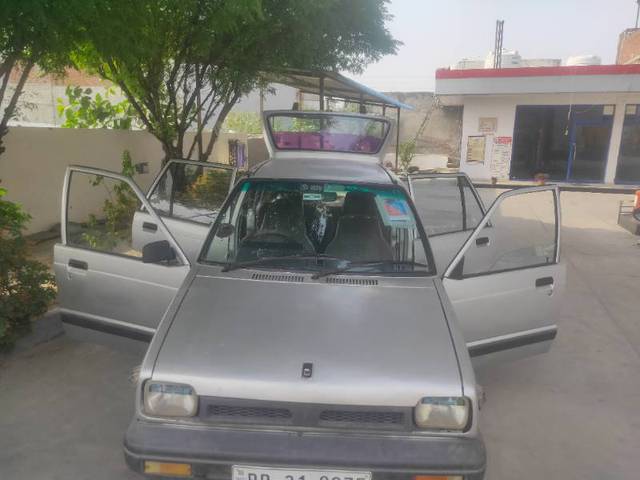 https://images10.gaadi.com/usedgaadi-sellcar/UsedCar/e50401b5a/aa44e9ae-0304-40c2-b3b6-7e2f84effda3.jpg?imwidth=6400