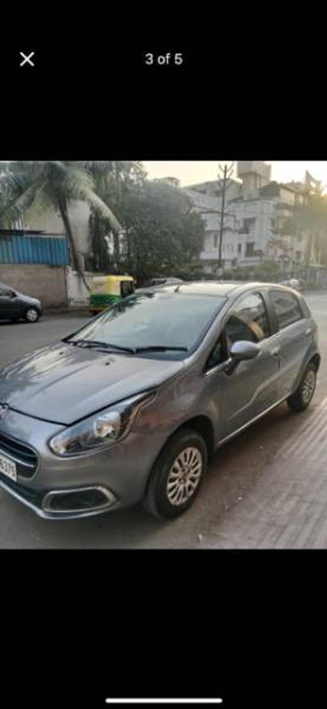 https://images10.gaadi.com/usedgaadi-sellcar/UsedCar/e5046cc0a/c3c84d91-538b-4047-a7d9-fc4694ae994a.jpeg?imwidth=6400