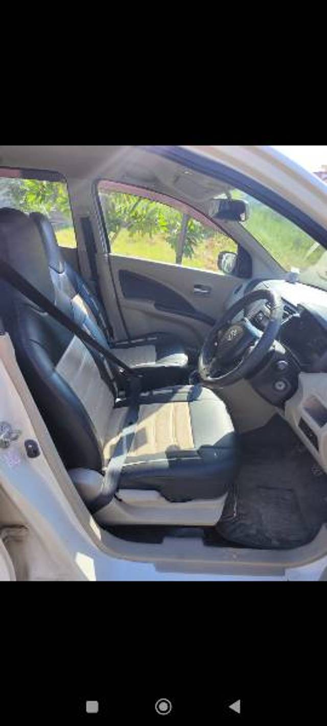 https://images10.gaadi.com/usedgaadi-sellcar/UsedCar/e504855ba/e8792cd4-c248-472d-b7c9-c2fe08842e0e.jpg?imwidth=6402