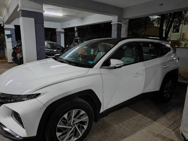 https://images10.gaadi.com/usedgaadi-sellcar/UsedCar/e504a361a/a8ee3e2d-28cb-40cc-8683-ec950a08bd6c.jpg?imwidth=6400