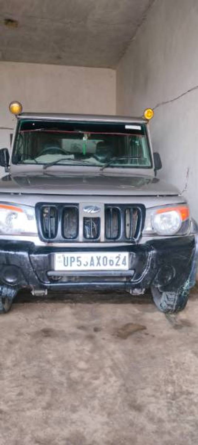 https://images10.gaadi.com/usedgaadi-sellcar/UsedCar/e5052befa/fb78c6ea-7a68-49df-9520-e53ec3ca8597.jpg?imwidth=6400