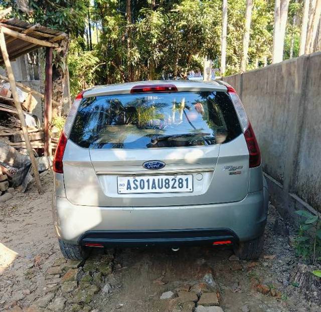 https://images10.gaadi.com/usedgaadi-sellcar/UsedCar/e5057912a/f9be6799-ce7e-4e30-b274-6f78841455ff.jpg?imwidth=6401