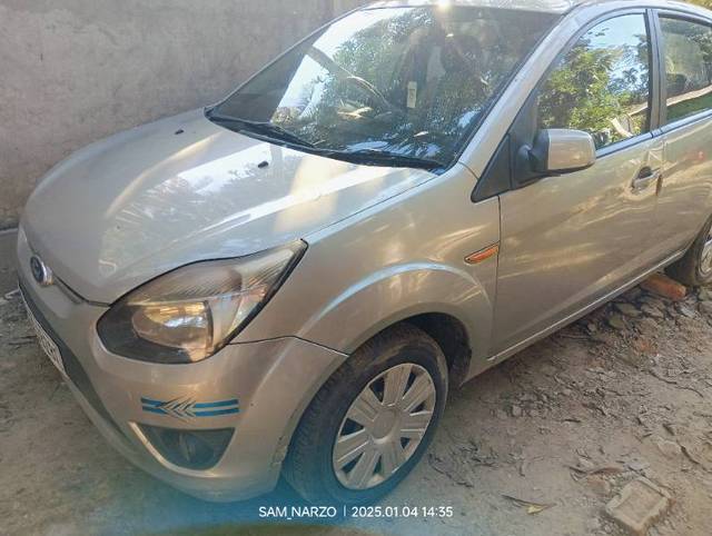 https://images10.gaadi.com/usedgaadi-sellcar/UsedCar/e5057912a/fbbb2be9-7562-4269-8ea6-b048e668f32b.jpg?imwidth=6400