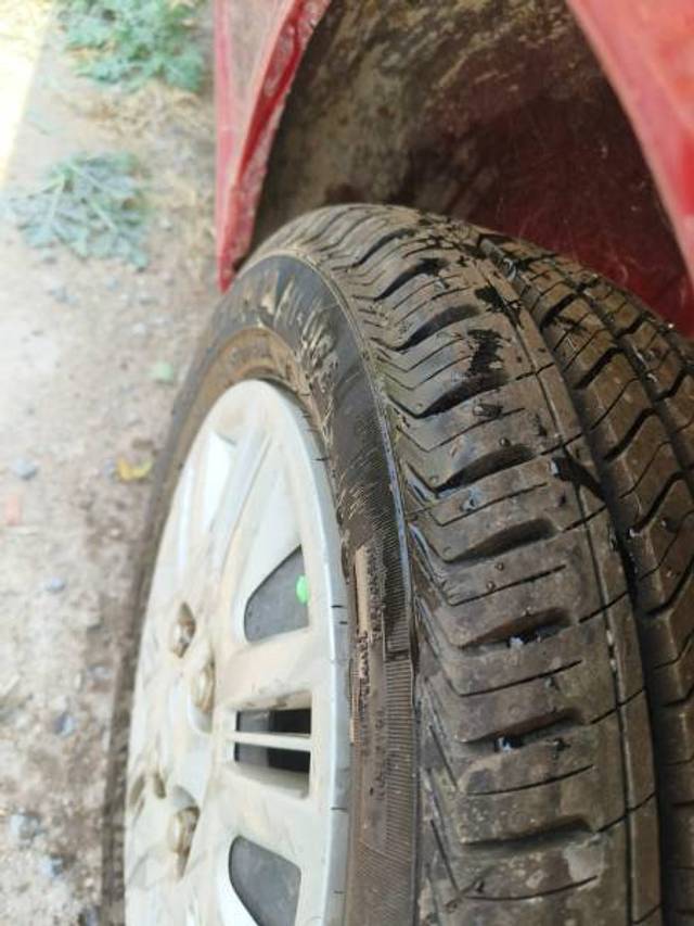 https://images10.gaadi.com/usedgaadi-sellcar/UsedCar/e5059c9ba/e917f3e8-47a9-4dd9-8c17-e5b00e9fbf05.jpg?imwidth=6400