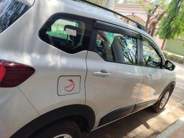 https://images10.gaadi.com/usedgaadi-sellcar/UsedCar/e505c2faa/b4b4007d-ff3c-4fa3-85c0-e382c71a6e5c.jpg?imwidth=6401