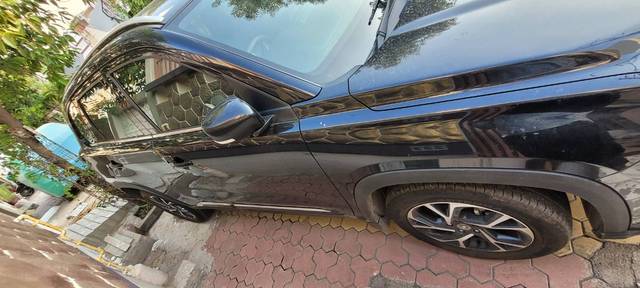 https://images10.gaadi.com/usedgaadi-sellcar/UsedCar/e5066d37a/7d552821-f757-40ba-a347-0bede8de0ea0.jpg?imwidth=6402