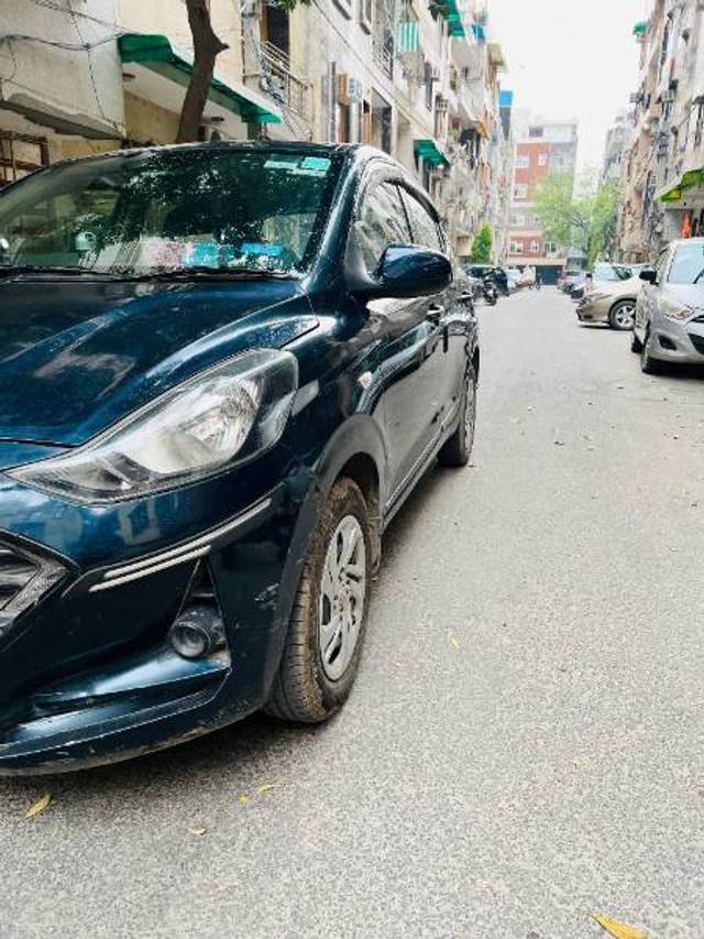 https://images10.gaadi.com/usedgaadi-sellcar/UsedCar/e5068d8ea/f9434a17-2e93-4396-8879-65c01384367f.jpg?imwidth=6401
