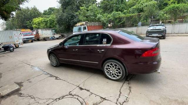 https://images10.gaadi.com/usedgaadi-sellcar/UsedCar/e5070e10a/0af8b6d9-8eef-4bf3-a766-9c9eec05543b.jpeg?imwidth=6400