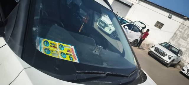 https://images10.gaadi.com/usedgaadi-sellcar/UsedCar/e50752fca/e0dca1da-73fd-4471-a359-9bfa427a7785.jpg?imwidth=6401
