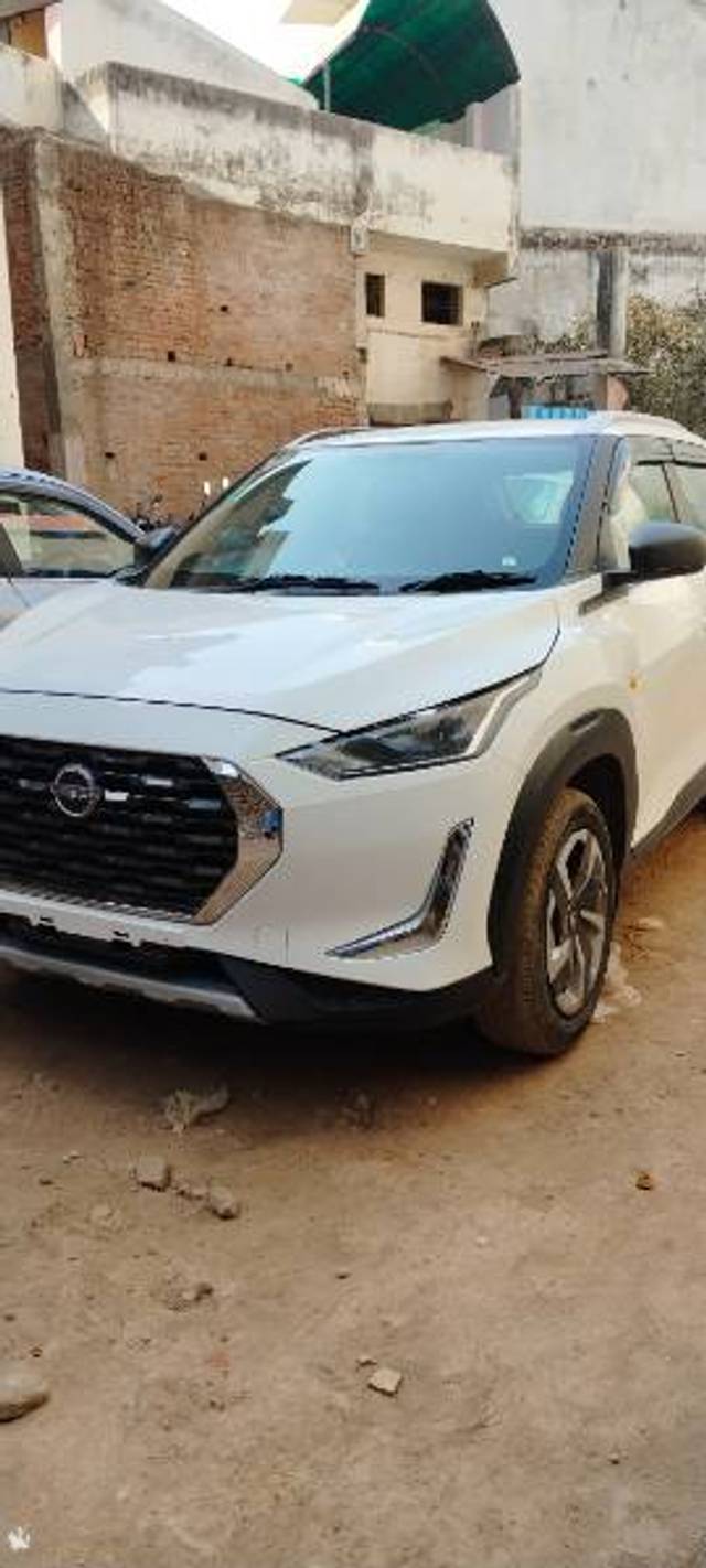 https://images10.gaadi.com/usedgaadi-sellcar/UsedCar/e507f98fa/1e1fc972-9f58-41c9-a07b-b590d755a9e1.jpg?imwidth=6400