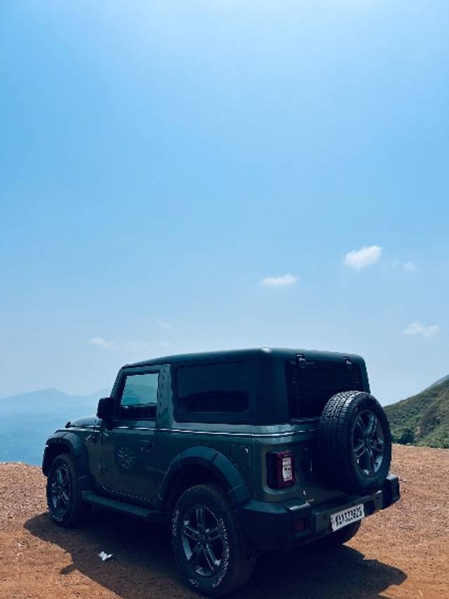 https://images10.gaadi.com/usedgaadi-sellcar/UsedCar/e5082155a/c61b97e2-4619-4e43-a4cb-c78d0bafc7ca.jpeg?imwidth=6401