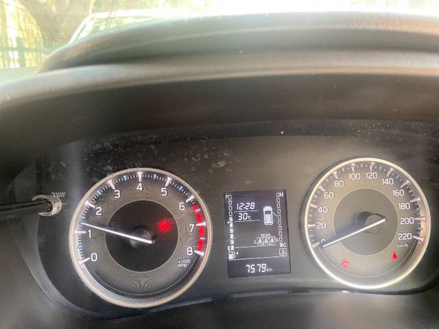 https://images10.gaadi.com/usedgaadi-sellcar/UsedCar/e50a8b94a/16ee2ff0-b1d8-42cc-8437-56f6fbea835e.jpeg?imwidth=6402