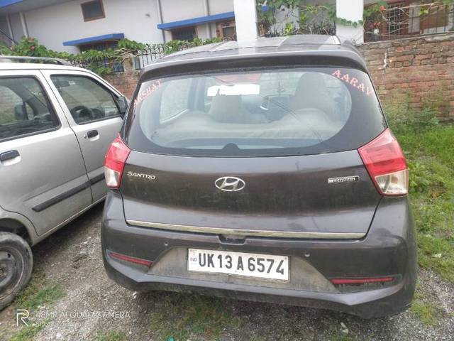 https://images10.gaadi.com/usedgaadi-sellcar/UsedCar/e50b2e93a/b3ac6650-31c2-42ee-bf04-6aee65c84165.jpeg?imwidth=6400