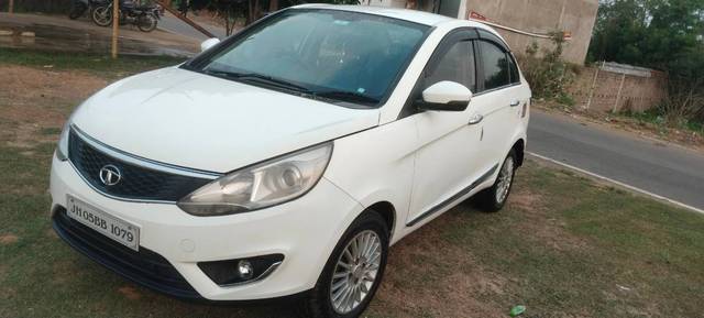 https://images10.gaadi.com/usedgaadi-sellcar/UsedCar/e50b936ba/cdee24c1-42ef-4316-8eca-36e9bacaa783.jpg?imwidth=6401