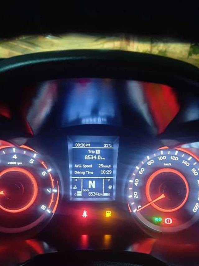 https://images10.gaadi.com/usedgaadi-sellcar/UsedCar/e50c7d41a/ea70522d-82cb-4b3f-b3c2-ee04ec0c2da2.jpg?imwidth=6401