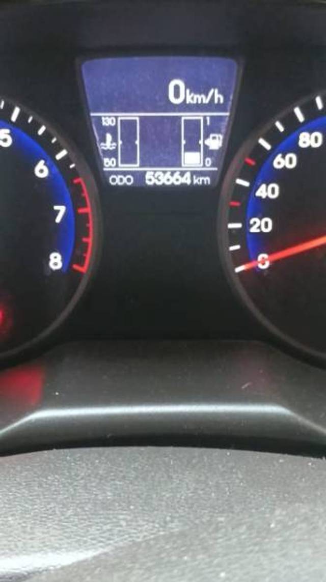 https://images10.gaadi.com/usedgaadi-sellcar/UsedCar/e50c9895a/e68da262-a87c-4fc9-861f-6c328bcdeb6b.jpg?imwidth=6401