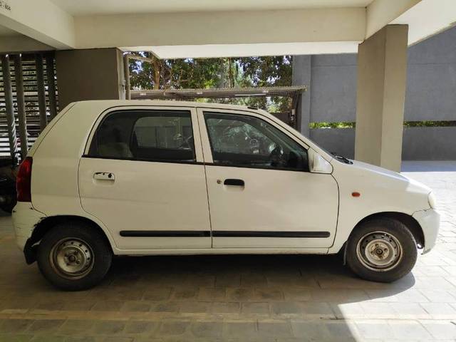 https://images10.gaadi.com/usedgaadi-sellcar/UsedCar/e50d2642a/53af22f7-8b1d-4faf-90e3-5d2ec5f75991.jpg?imwidth=6401