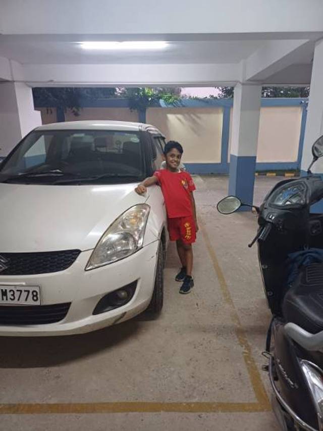 https://images10.gaadi.com/usedgaadi-sellcar/UsedCar/e50d7f6fa/ce38acfe-7aa9-48d6-93f5-a8f31954ed6b.jpg?imwidth=6400