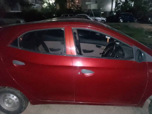 https://images10.gaadi.com/usedgaadi-sellcar/UsedCar/e50dd1e8a/0da93238-547f-41c0-9e2b-b1acfe6011a1.jpg?imwidth=6402