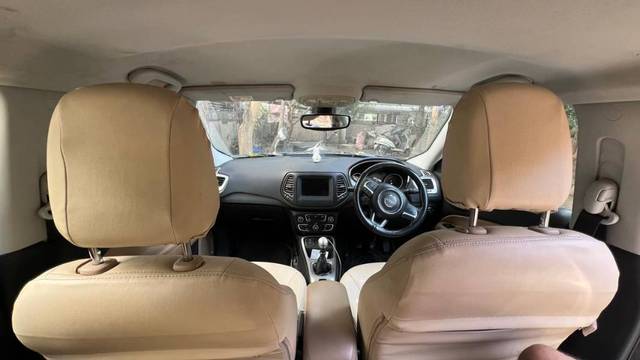 https://images10.gaadi.com/usedgaadi-sellcar/UsedCar/e50e6f7ba/0d74682d-ff37-4275-b7b0-8bbbc200aea8.jpeg?imwidth=6402