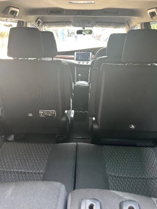 https://images10.gaadi.com/usedgaadi-sellcar/UsedCar/e50ea656a/d59936c7-c8d8-4bdd-bd49-d6bf2b0ef7d8.jpeg?imwidth=6401