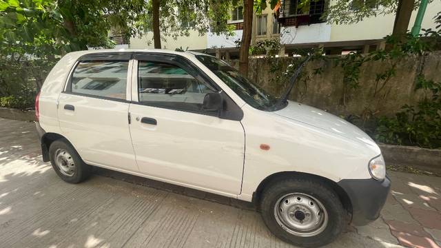 https://images10.gaadi.com/usedgaadi-sellcar/UsedCar/e50f0a99a/c141bbfd-6c93-40fd-9ef2-0932bda62436.jpeg?imwidth=6400