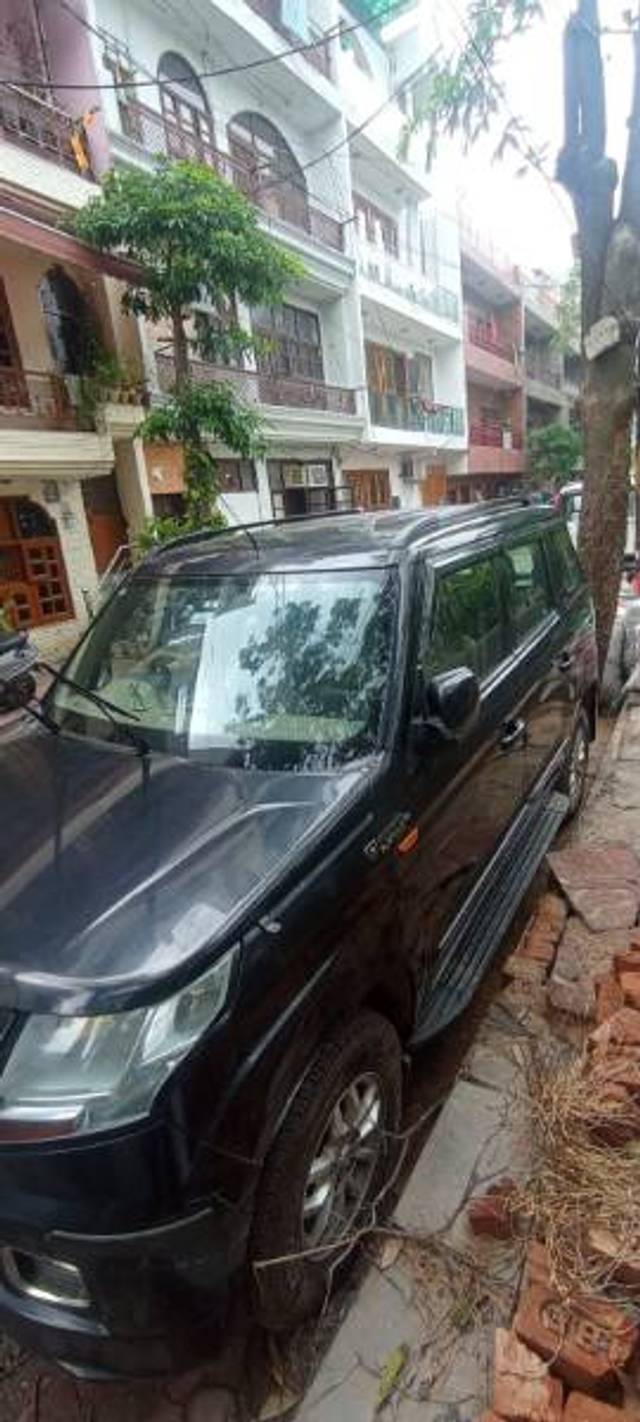 https://images10.gaadi.com/usedgaadi-sellcar/UsedCar/e50f2e73a/a60323ec-7dce-4fe4-b4e0-e2fb7c35a3e6.jpg?imwidth=6400