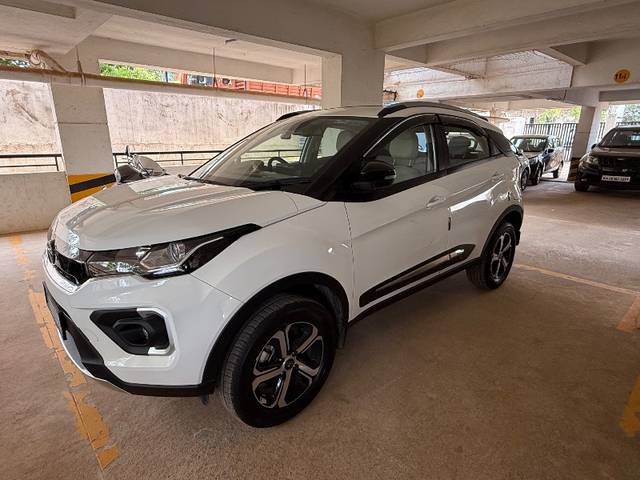 https://images10.gaadi.com/usedgaadi-sellcar/UsedCar/e50fcd56a/f86bf0e8-eb00-45f5-b244-95f1864ecbfb.jpeg?imwidth=6401
