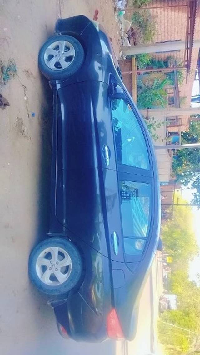 https://images10.gaadi.com/usedgaadi-sellcar/UsedCar/e50fda41a/02839d2f-9666-449d-b782-c2a9da715d8a.jpeg?imwidth=6402