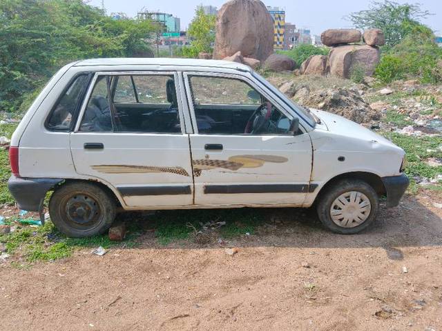 https://images10.gaadi.com/usedgaadi-sellcar/UsedCar/e5104233a/79135503-5d88-4ee4-9be1-84cdd754bc5f.jpg?imwidth=6402