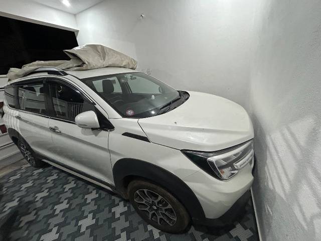 https://images10.gaadi.com/usedgaadi-sellcar/UsedCar/e510dae3a/86ee2b05-d9f0-4618-8846-8206384e7690.jpeg?imwidth=6401