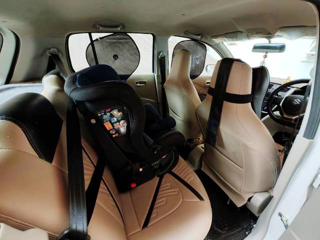 https://images10.gaadi.com/usedgaadi-sellcar/UsedCar/e511ed42a/8ad27d9f-1c3c-4b60-ab5a-1e3924c23b8d.jpg?imwidth=6401