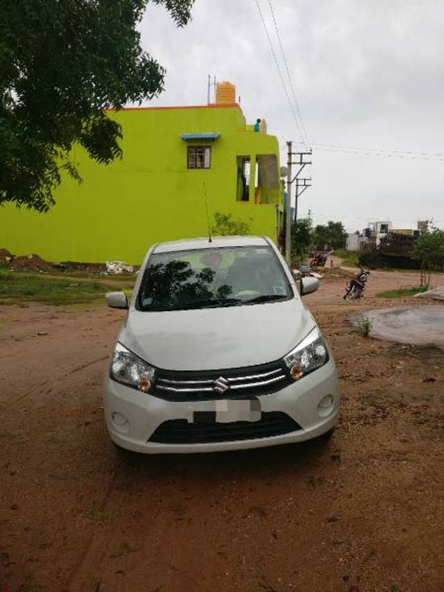 https://images10.gaadi.com/usedgaadi-sellcar/UsedCar/e511ed42a/c1083a2f-ca5a-43f6-bfb7-eb06b2cfd67b.jpg?imwidth=6400