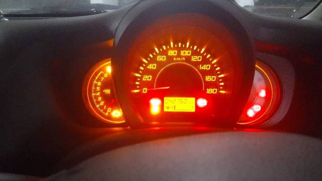 https://images10.gaadi.com/usedgaadi-sellcar/UsedCar/e5128b7fa/1ab10e26-3645-4866-86a0-28c35e12f5c3.jpg?imwidth=6402