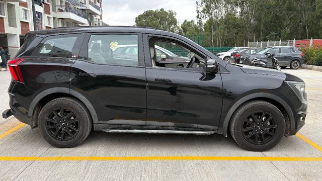 https://images10.gaadi.com/usedgaadi-sellcar/UsedCar/e512b104a/d3027fae-9d27-4b39-881f-a13ac6cdd3b3.jpeg?imwidth=6401