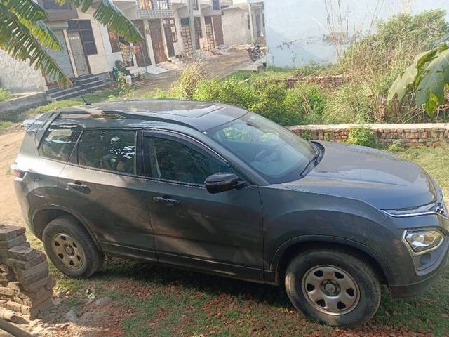 https://images10.gaadi.com/usedgaadi-sellcar/UsedCar/e512c94ea/43742181-3e7f-4902-8405-ba30395cdebb.jpg?imwidth=6402