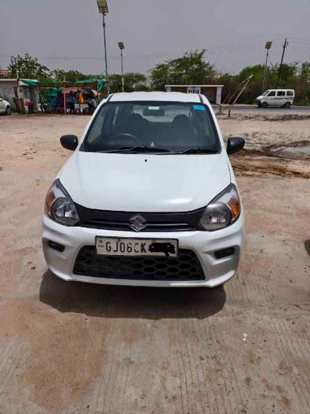 https://images10.gaadi.com/usedgaadi-sellcar/UsedCar/e5136cbda/25bb85a4-2d9a-4d72-aa10-099c73f08656.jpg?imwidth=6400