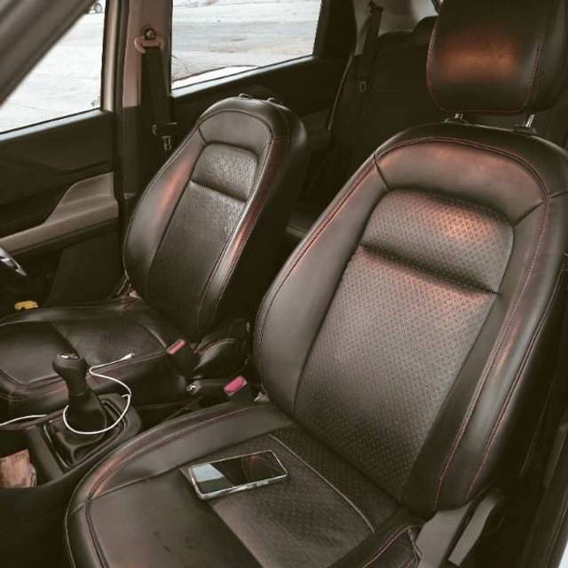 https://images10.gaadi.com/usedgaadi-sellcar/UsedCar/e513bca1a/d099def1-edcc-47db-8cad-5c1457f07634.jpg?imwidth=6400