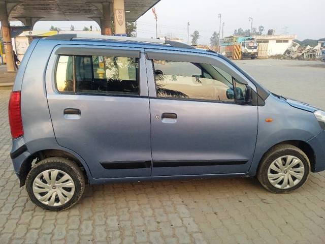 https://images10.gaadi.com/usedgaadi-sellcar/UsedCar/e513f4d6a/bad9f52c-36b8-4af8-bb2b-c0336970eb4f.jpg?imwidth=6402
