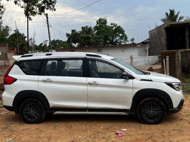 https://images10.gaadi.com/usedgaadi-sellcar/UsedCar/e514d415a/b9ca8be0-86b0-476d-bc60-c0f0f9ce1d1e.jpeg?imwidth=6401