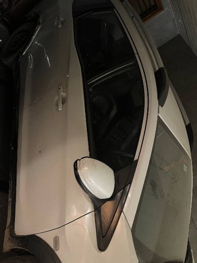 https://images10.gaadi.com/usedgaadi-sellcar/UsedCar/e5155f47a/5db0fc99-6191-4290-800e-6a63f71c99dc.jpeg?imwidth=6400