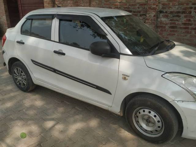 https://images10.gaadi.com/usedgaadi-sellcar/UsedCar/e5157d85a/91832e0c-90a2-418c-8981-24e1d2127a27.jpg?imwidth=6400