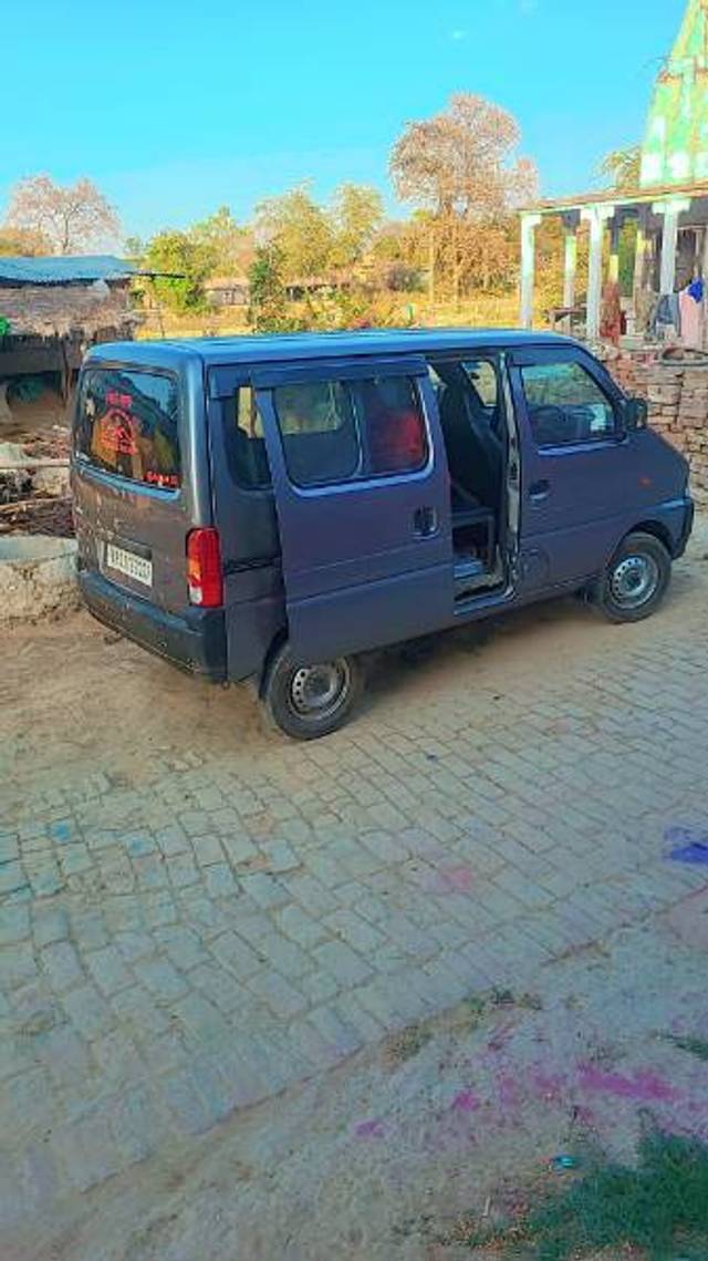 https://images10.gaadi.com/usedgaadi-sellcar/UsedCar/e5159f19a/539226b3-87f8-4d12-9507-8b032529e4ff.jpg?imwidth=6400